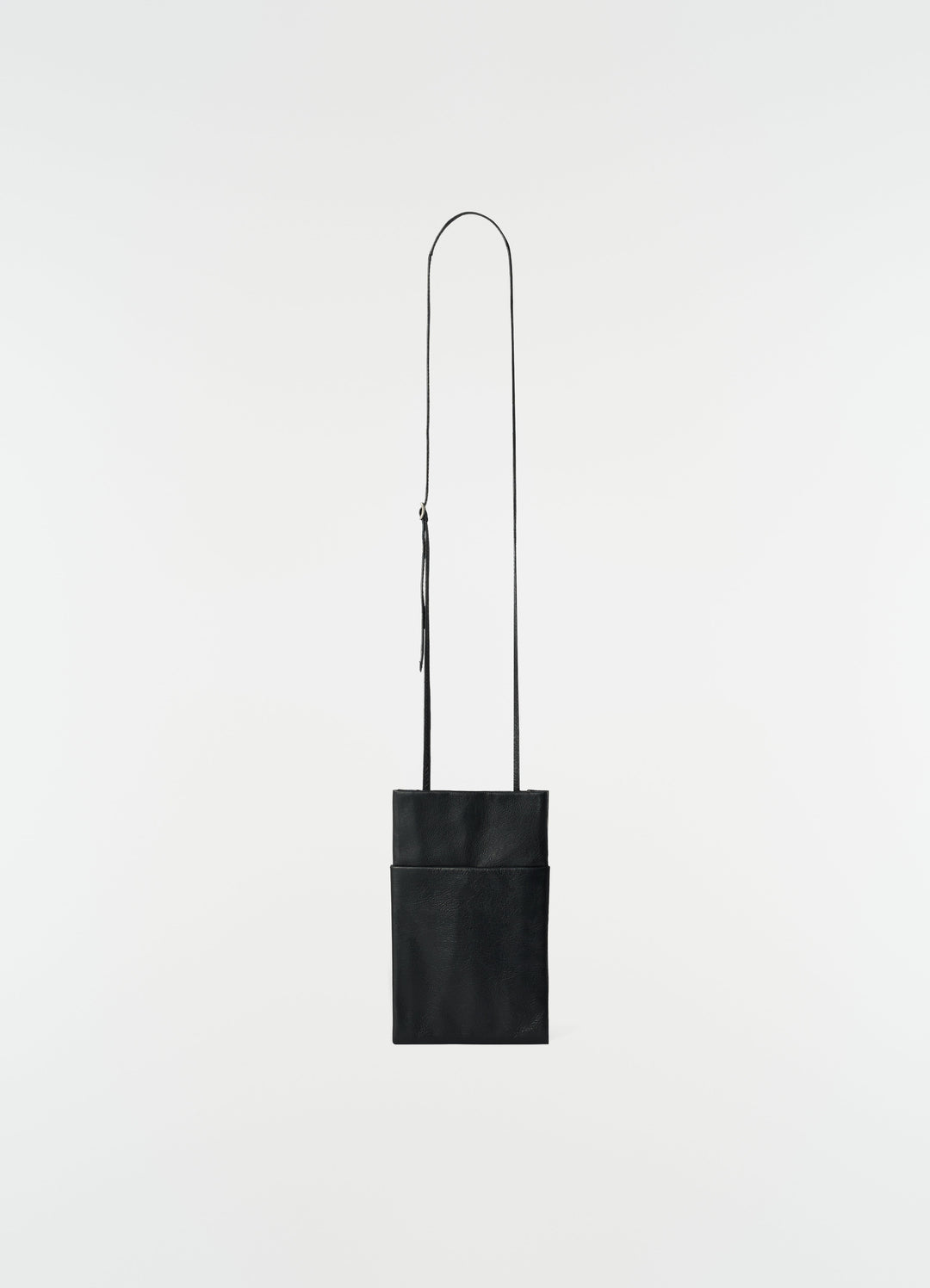 LEMAIREの新作Vネックトップスが登場！