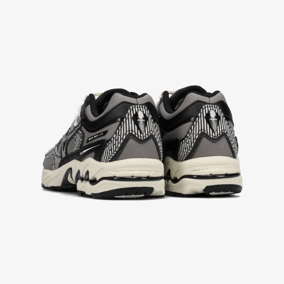 Sean Wotherspoon × Mizuno WAVE MG4 LSが10月30日発売