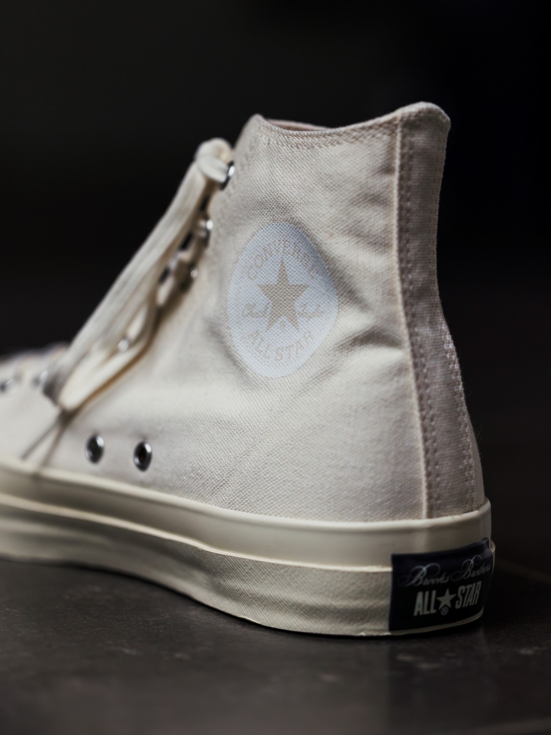 Brooks Brothers × CONVERSE コラボ第二弾、オールスターが10月14日発売！