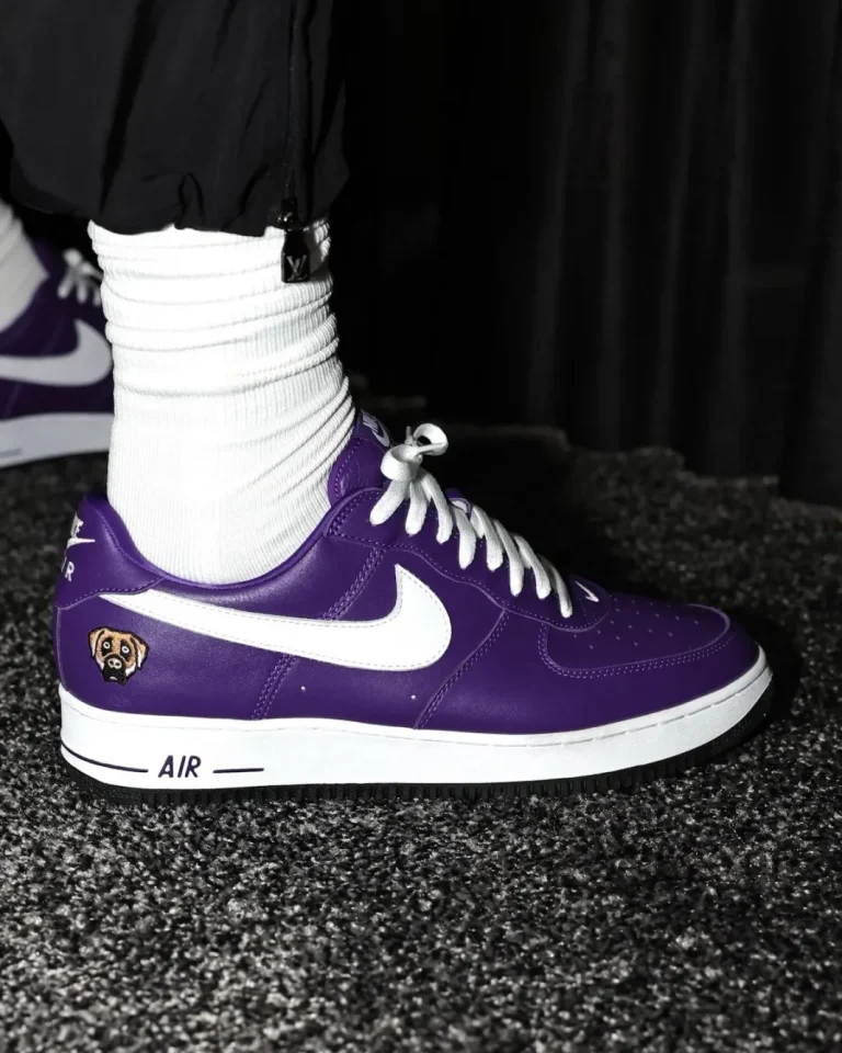 VICTOR VICTOR WORLDWIDE x NIKE AIR FORCE 1 01 LOW “Court Purple” IV3238-500 10/24発売