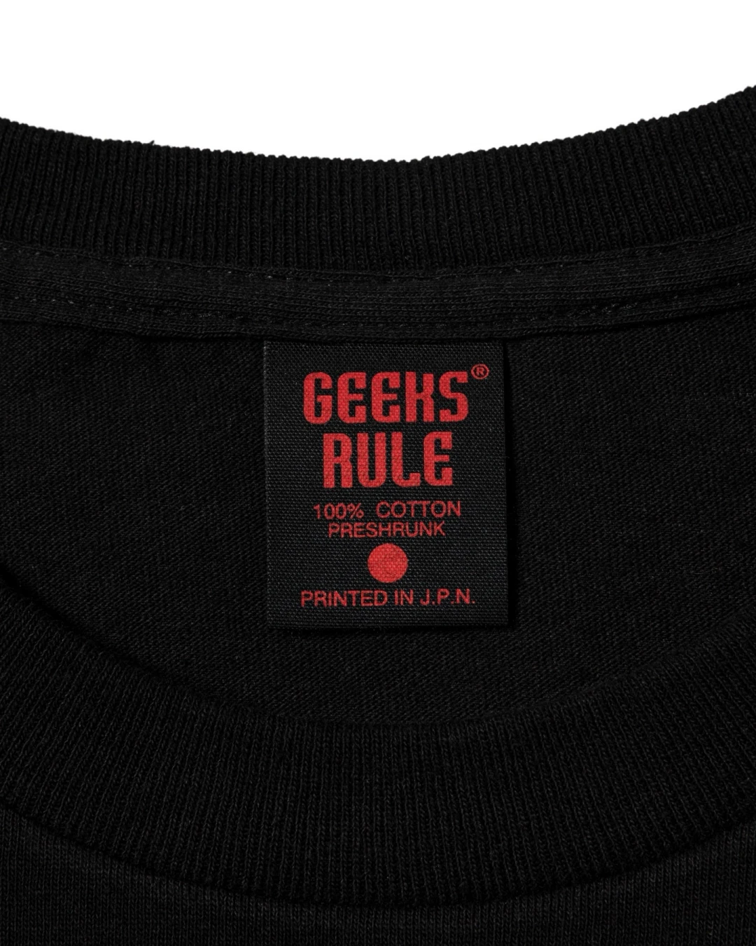 Goss!p｜藤本タツキ氏とGEEKS RULEが贈る「ルックバック」コラボTee発売！