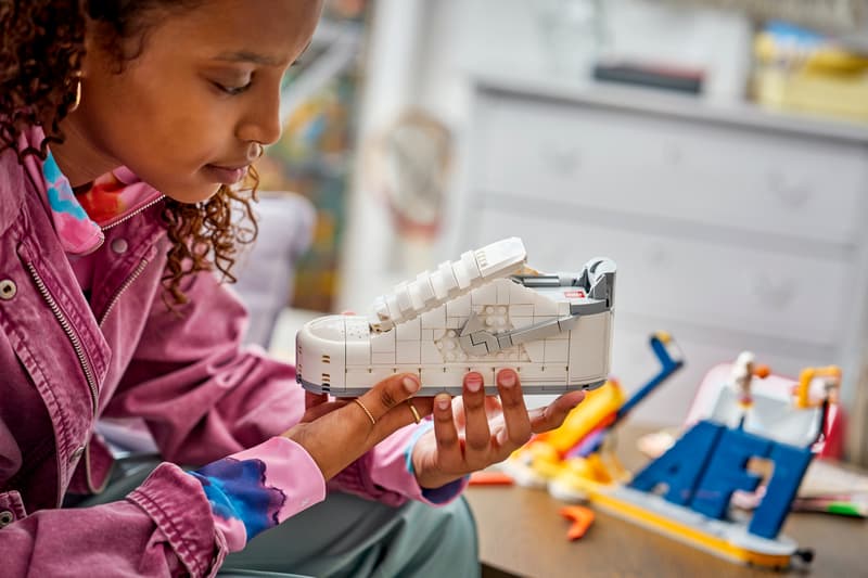 Goss!p｜LEGO × NIKEのコラボスニーカーが登場！