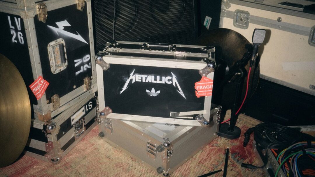 Metallica x adidas Originals『Life Burns Faster』ツアーマーチ、9月30日発売