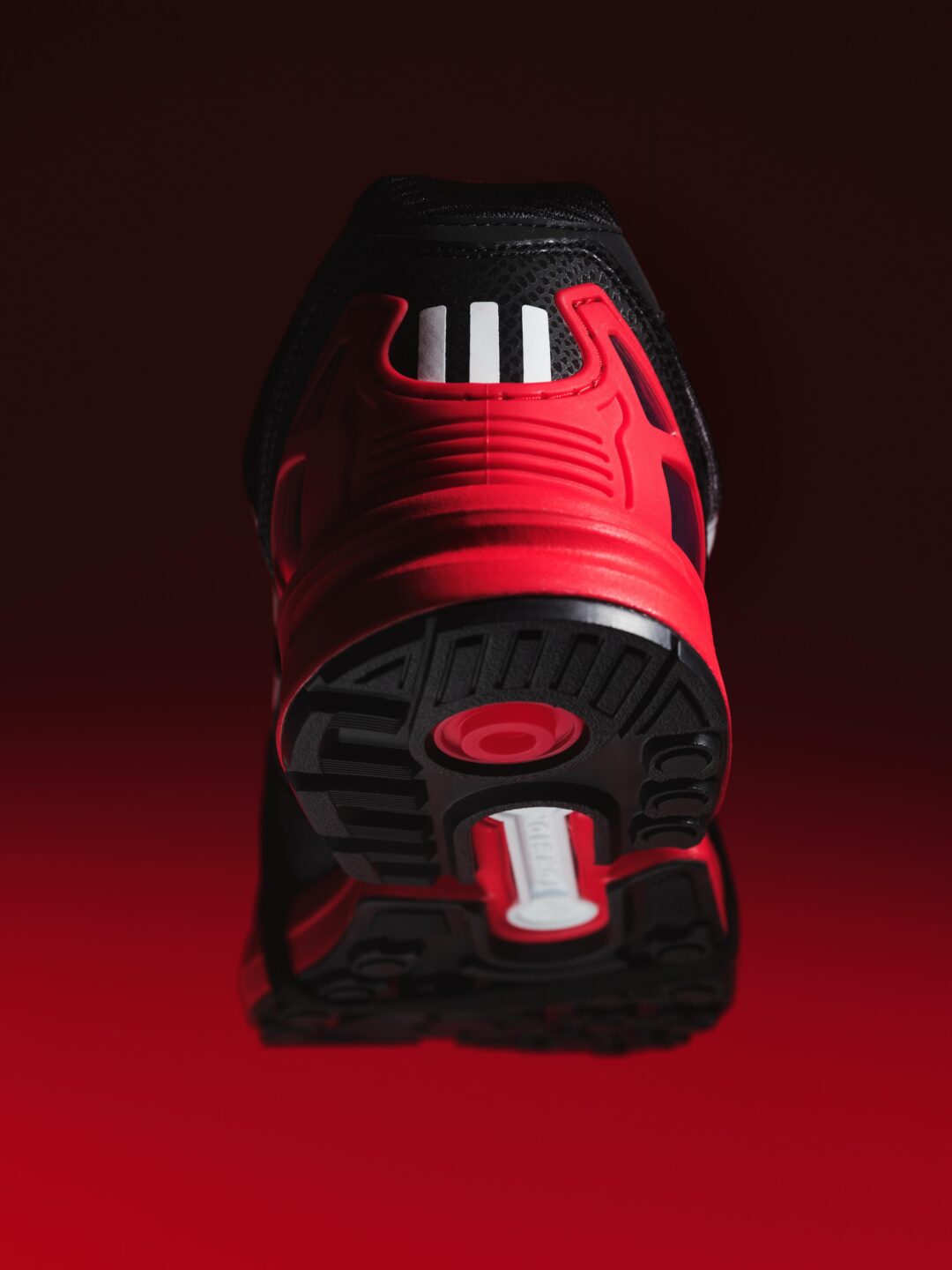 atmos × adidas Originals ZX 8000 G-SNK 12 “Predator” 6/20発売