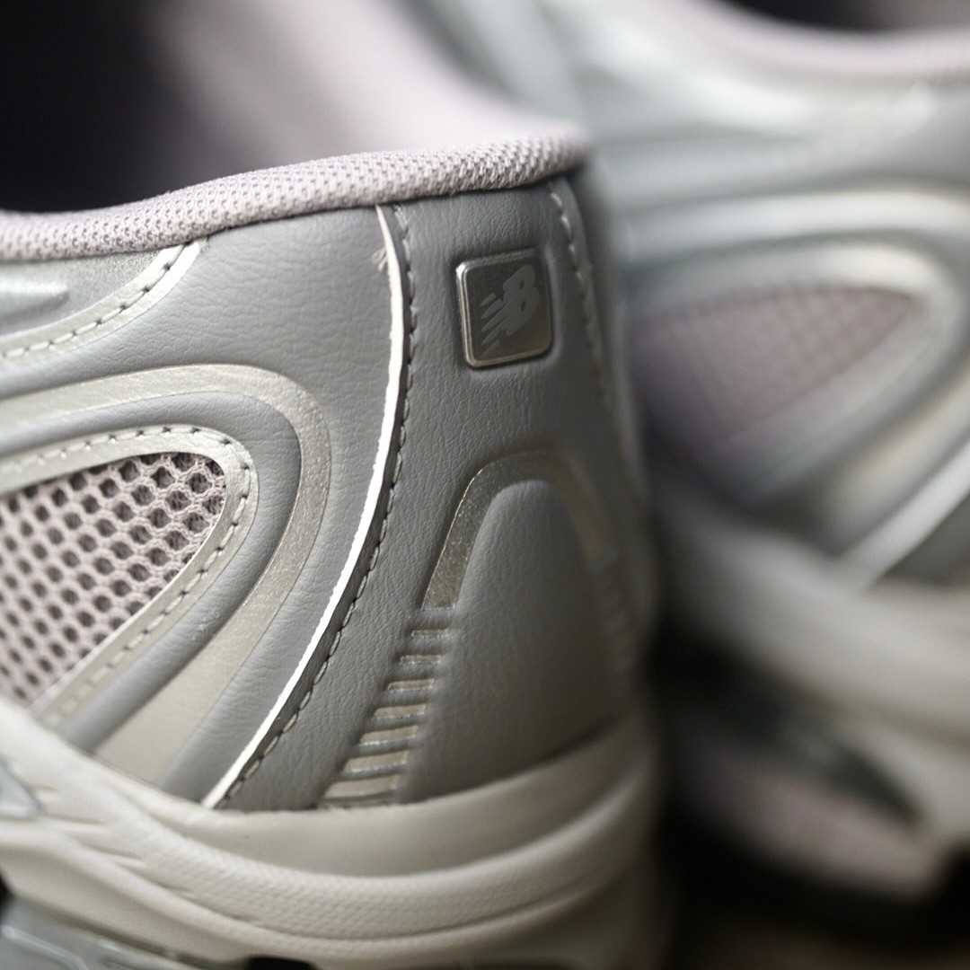 ニューバランス U1890 9VF “Truffle Salt/Silver Metallic” 10/22発売