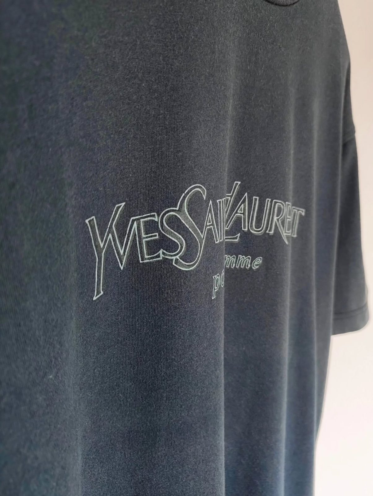 ROOMの90s Yves Saint LaurentロゴTシャツ